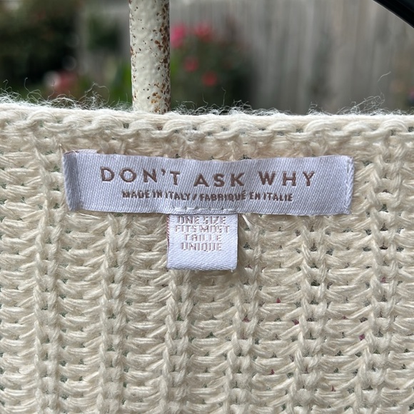 Don’t Ask Why beige sweater, NWOT, one side fits most,100  %Acrylic - Picture 3 of 3